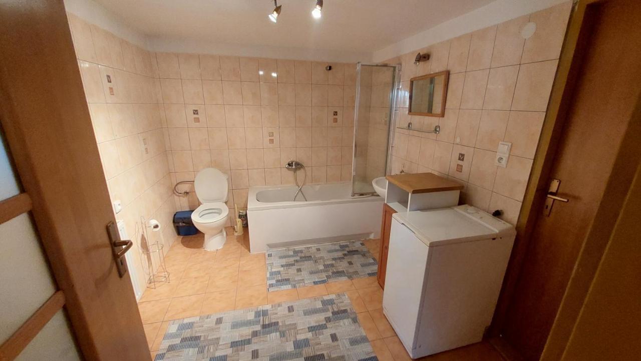 Privat 498 Hotel Lúčky Buitenkant foto